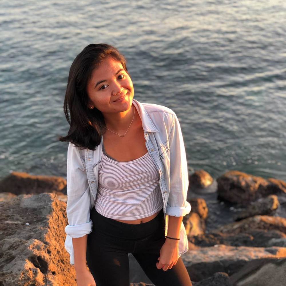 Meet your Posher, Marisa